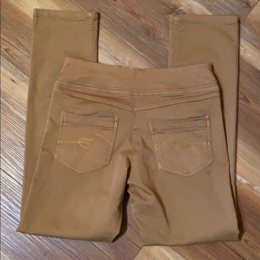 Carreli Pull-On Skinnys